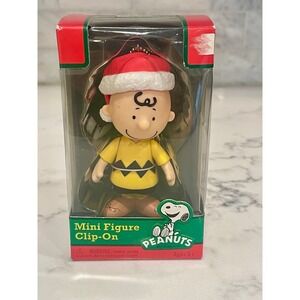Peanuts Charlie Brown Mini Figure Clip-On- New in Box‎